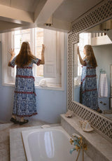 Vestido volantes cuadros granate