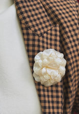 Broche flor nácar