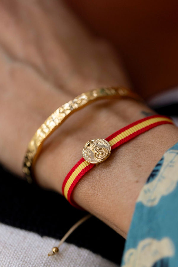 Pulsera martillada