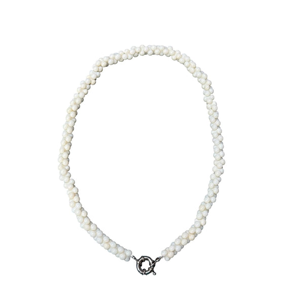 Collar multibolitas hueso