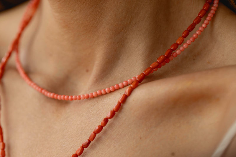 Collar coral fino