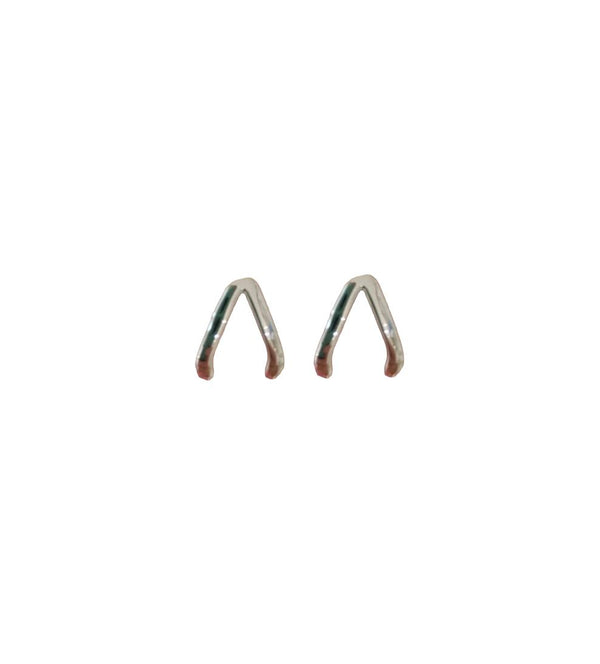 Pendientes v simple plata