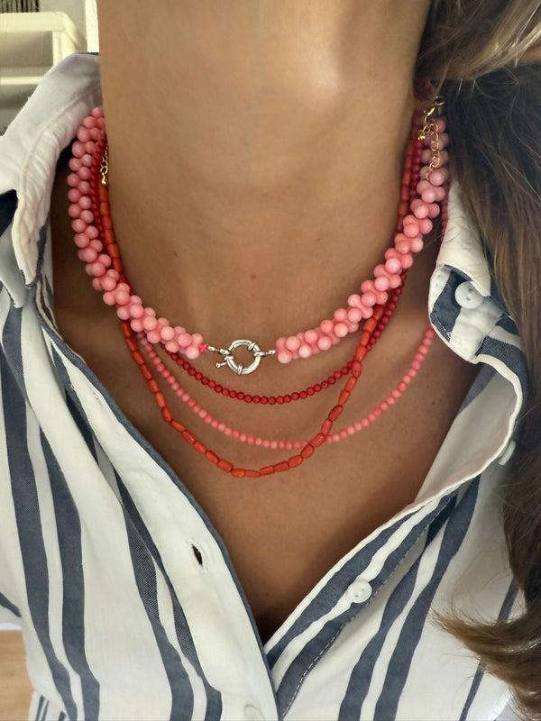 Collar multibolitas coral