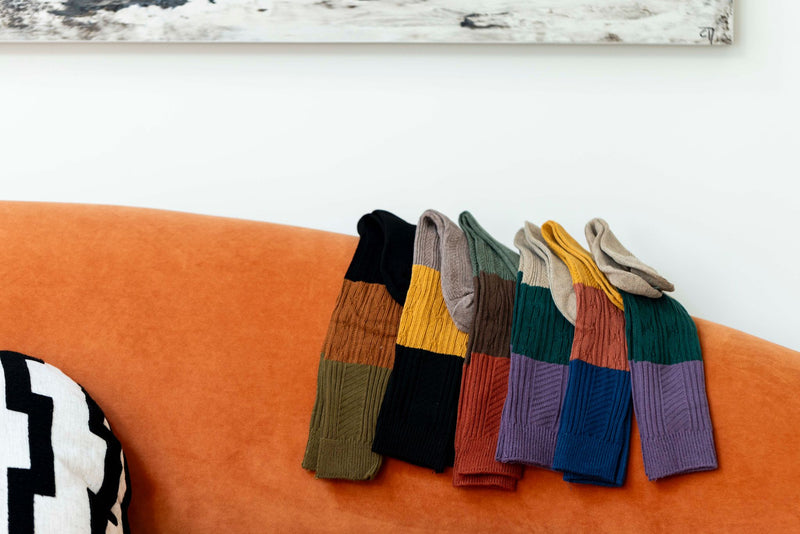 Calcetines tricolor mostaza