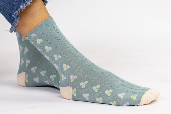 Calcetines floreados azul