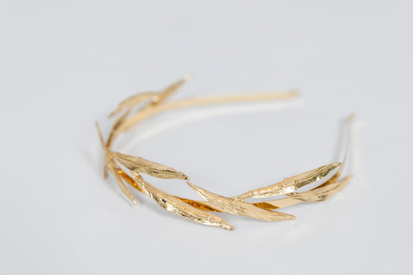 Diadema hojas