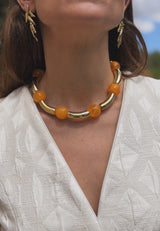 Collar bolas naranjas