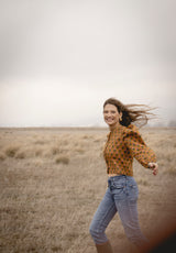 Chaqueta ocre flores