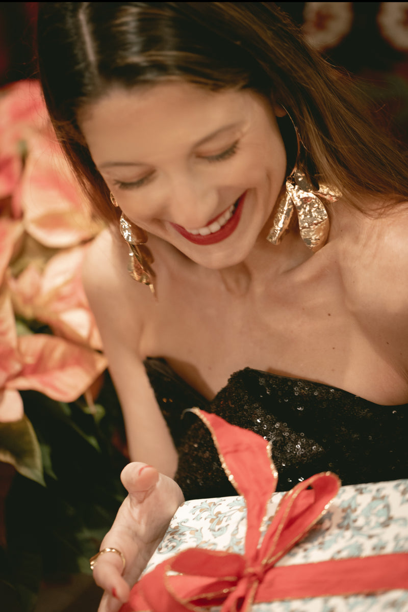 Pendientes flor dorada gigante