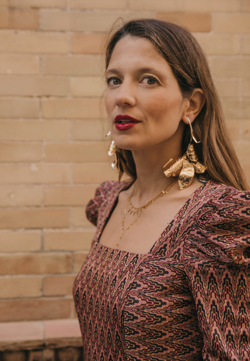 Pendientes flor dorada gigante