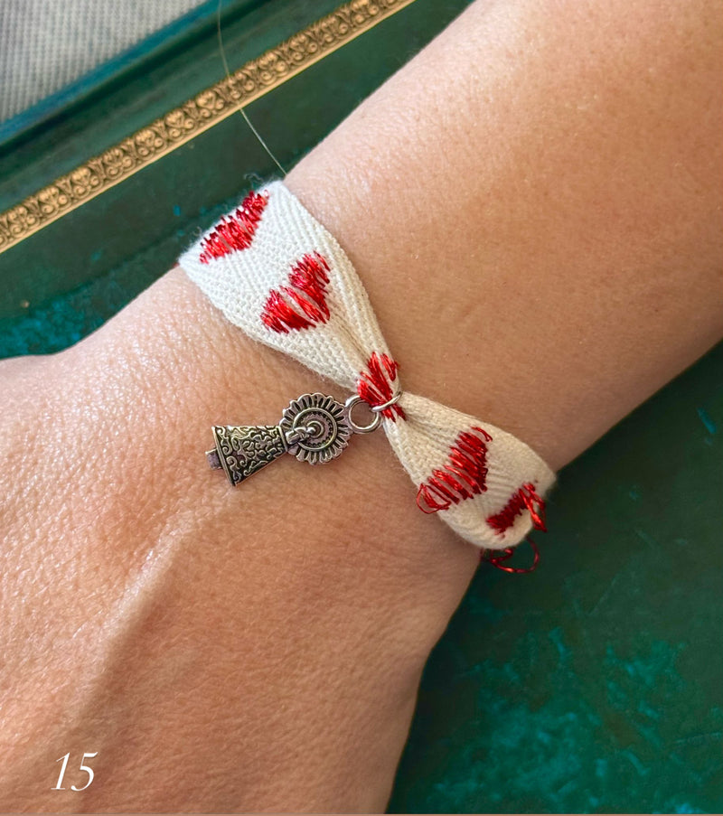 Pulsera Virgen del Pilar Telas Variadas