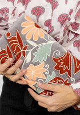 Bolso estampado terciopelo gris