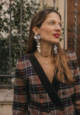 Pendientes flor plateada