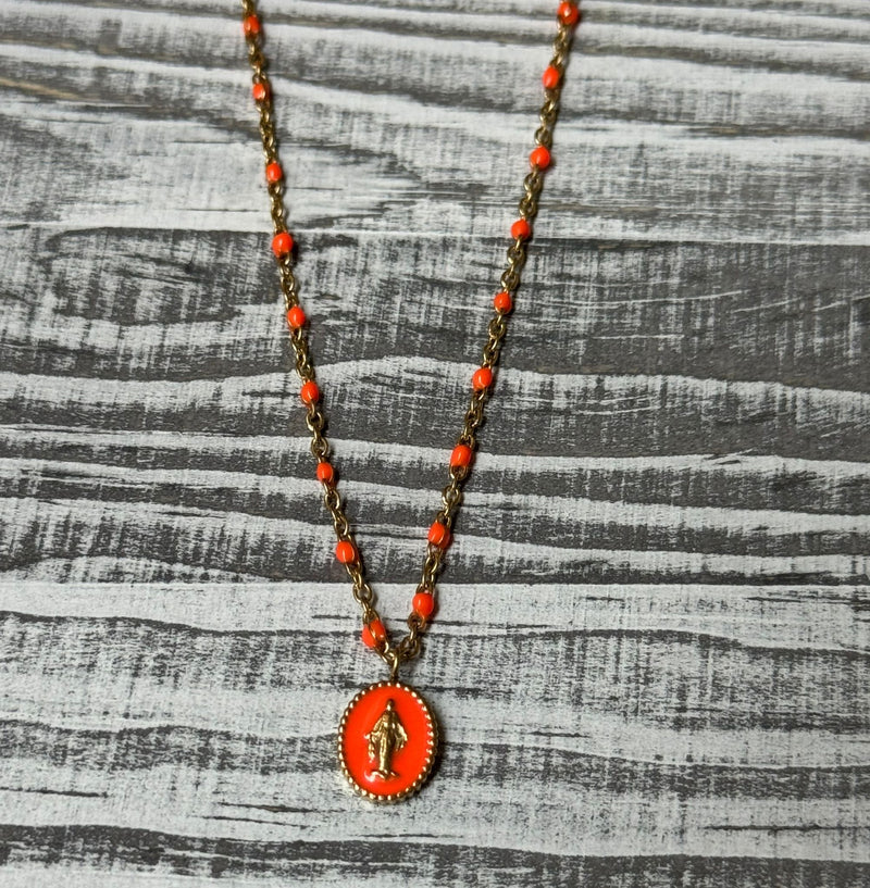 Colgante Virgen Naranja Mini