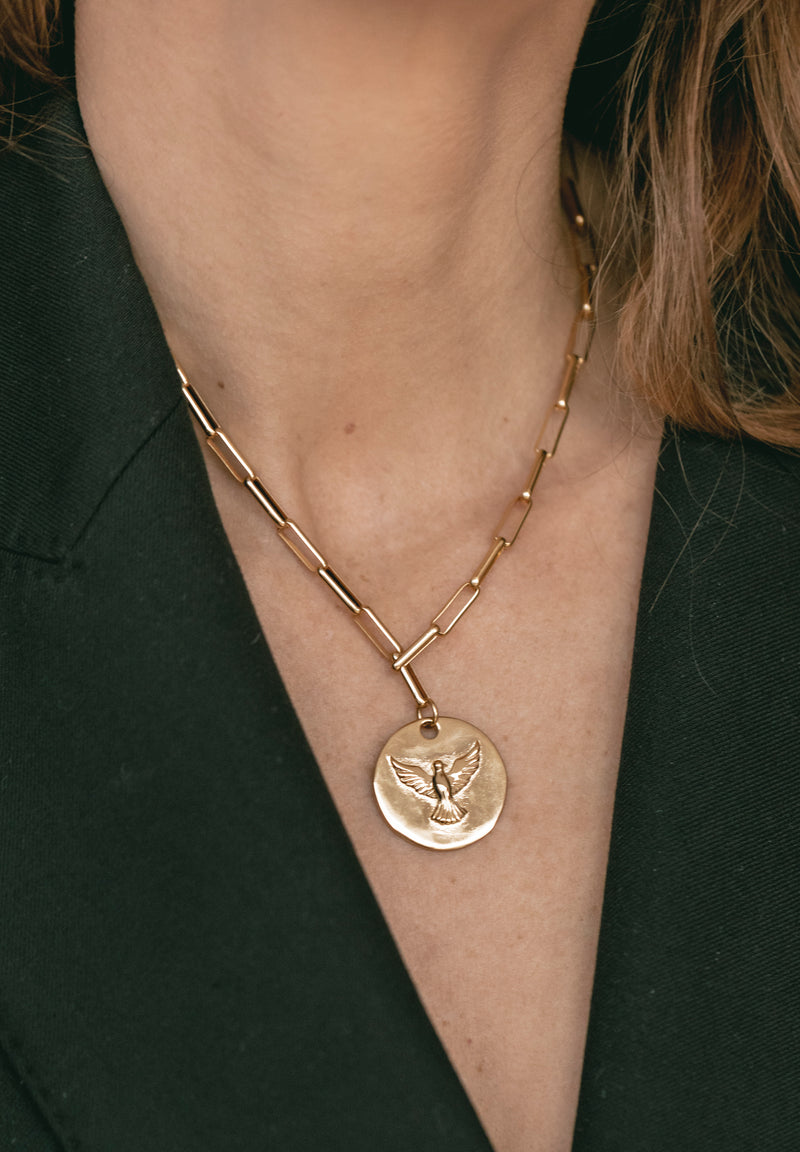 Colgante Espíritu Santo Dorado