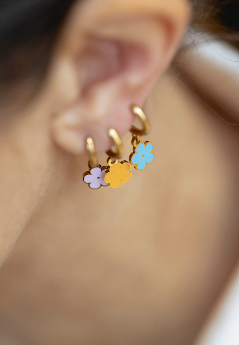 Aros esmaltados flor azul