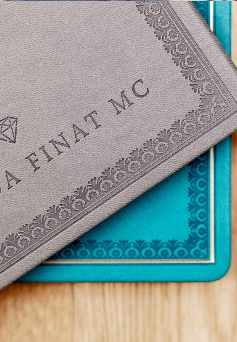 Cuaderno antiguo verde agua