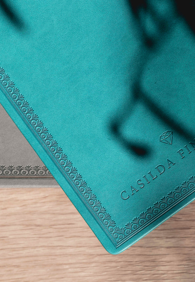 Cuaderno antiguo verde agua