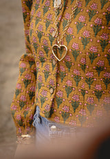 Chaqueta ocre flores