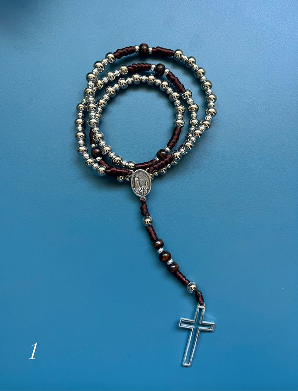 Rosario joya Anawim (entra por el cuello)