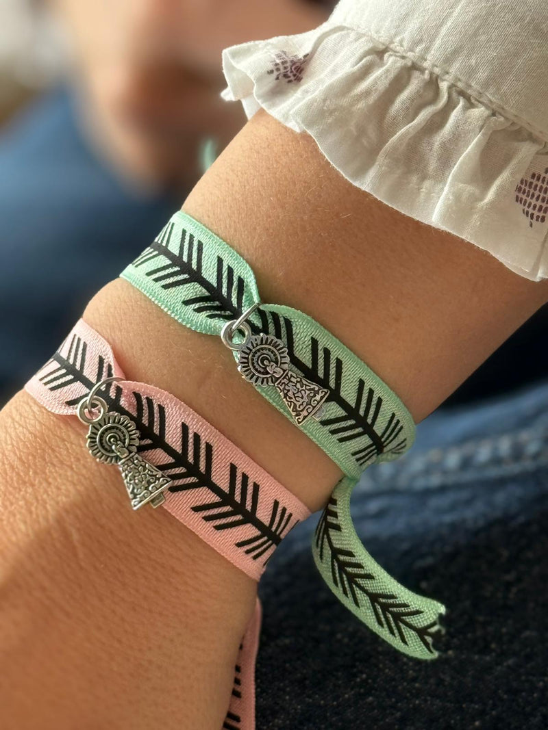 Pulsera Virgen del Pilar Espiga Elástica