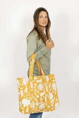 Bolso Tote Bag Amarillo Flores Blancas