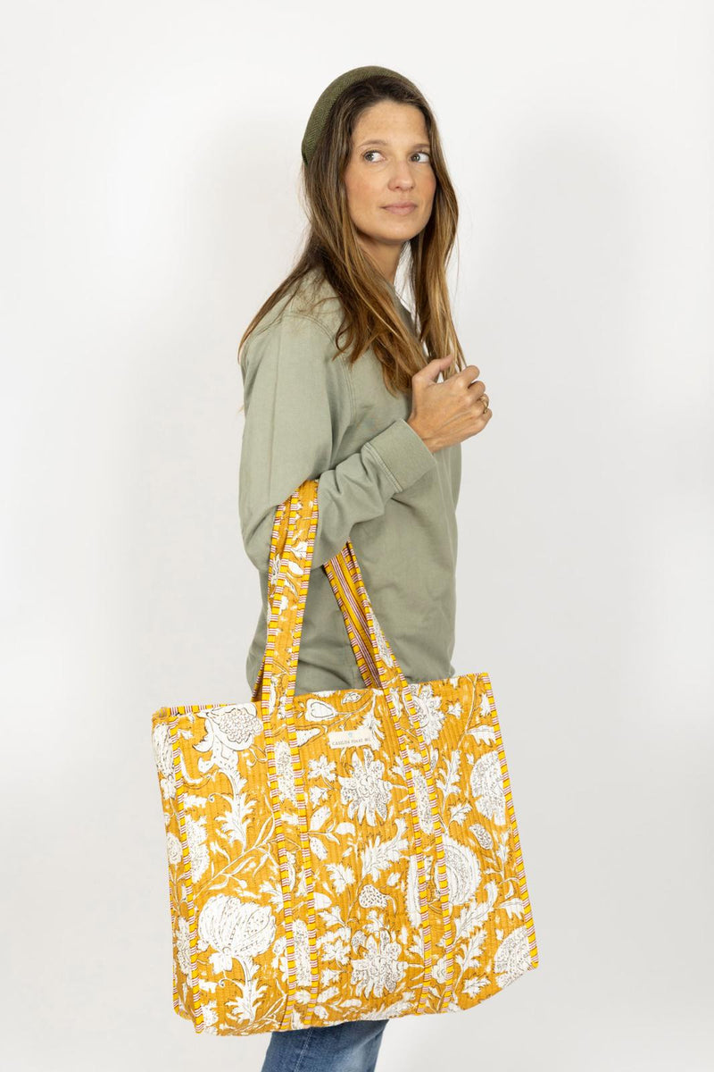 Bolso Tote Bag Amarillo Flores Blancas