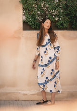 Vestido blanco estampado flor azul