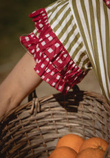 Vestido volantes cuadros fucsia