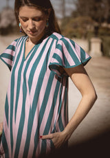 Vestido mangas cortas rayas lila petróleo