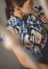 Camisa étnica azul mangas cortas