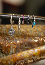 Aros brillantes rosa plata