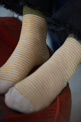 Calcetines rayas amarillo