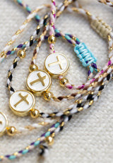 Pulsera cruz esmalte blanco