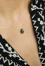 colgante piedra lágrima