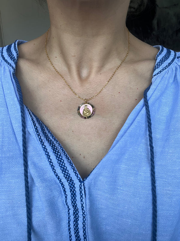 Colgante Virgen del Carmen Rosa